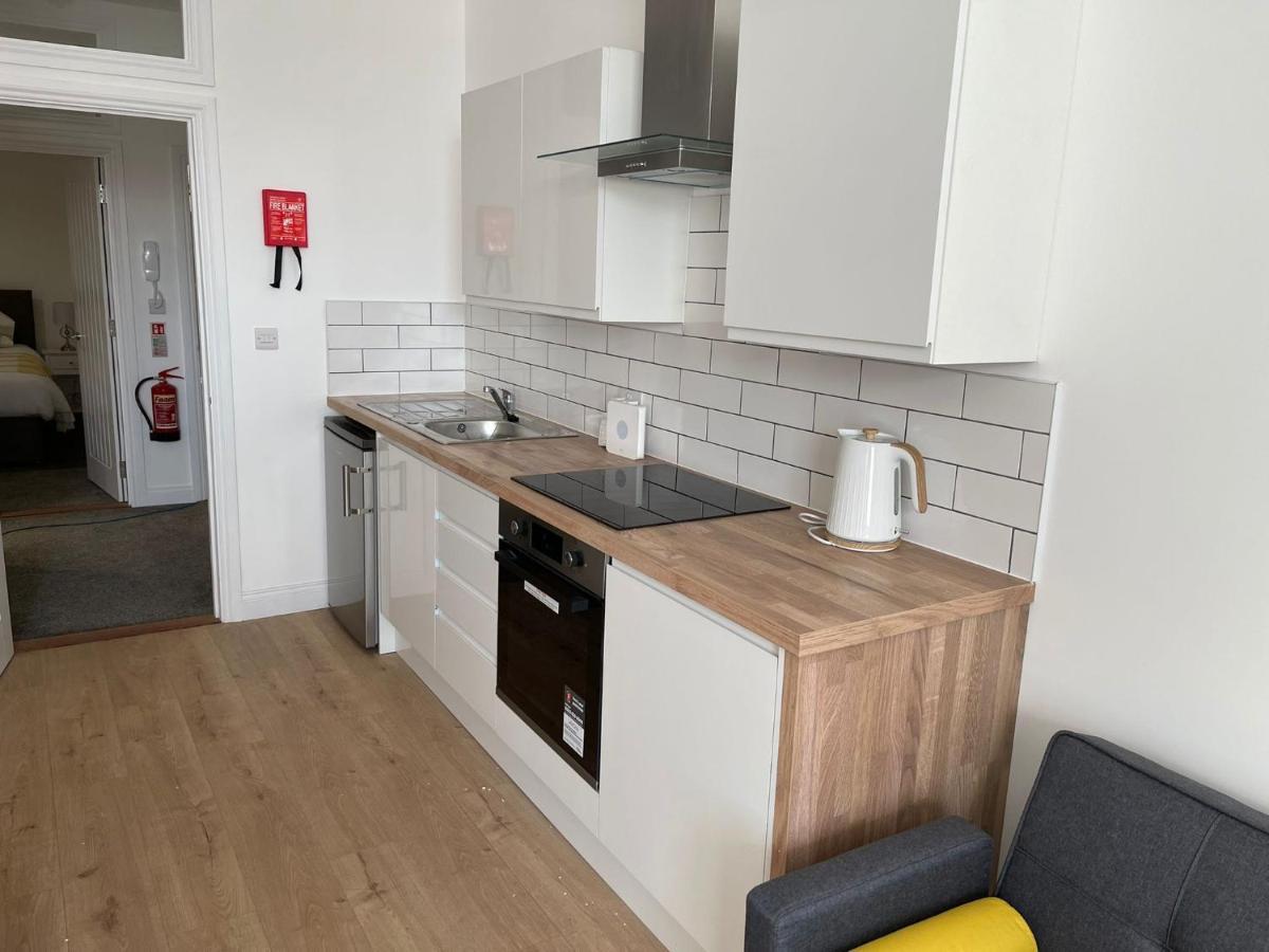 Brand New Montrouge Apartments - Perfect Location!! Portsmouth Esterno foto