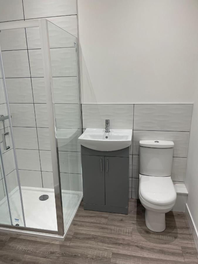 Brand New Montrouge Apartments - Perfect Location!! Portsmouth Esterno foto