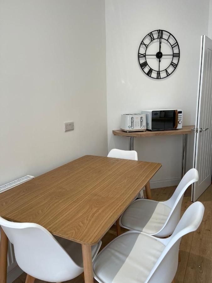 Brand New Montrouge Apartments - Perfect Location!! Portsmouth Esterno foto