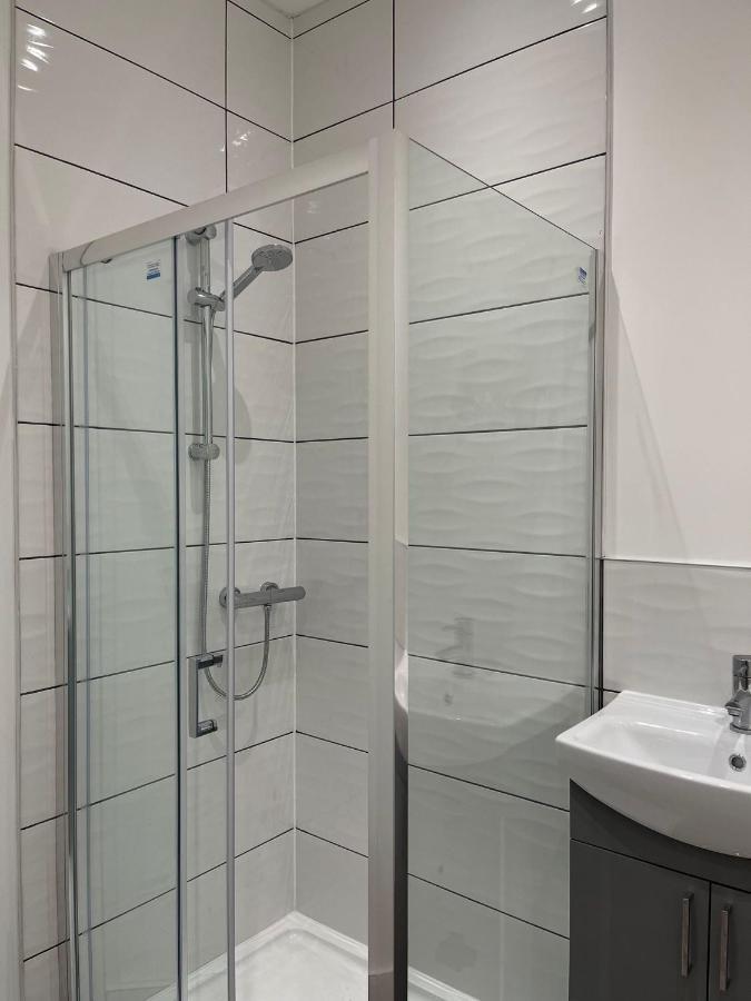 Brand New Montrouge Apartments - Perfect Location!! Portsmouth Esterno foto