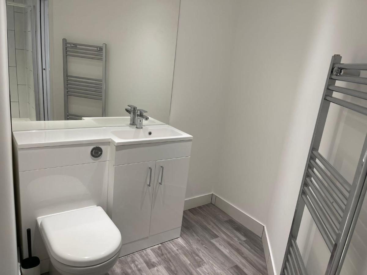 Brand New Montrouge Apartments - Perfect Location!! Portsmouth Esterno foto